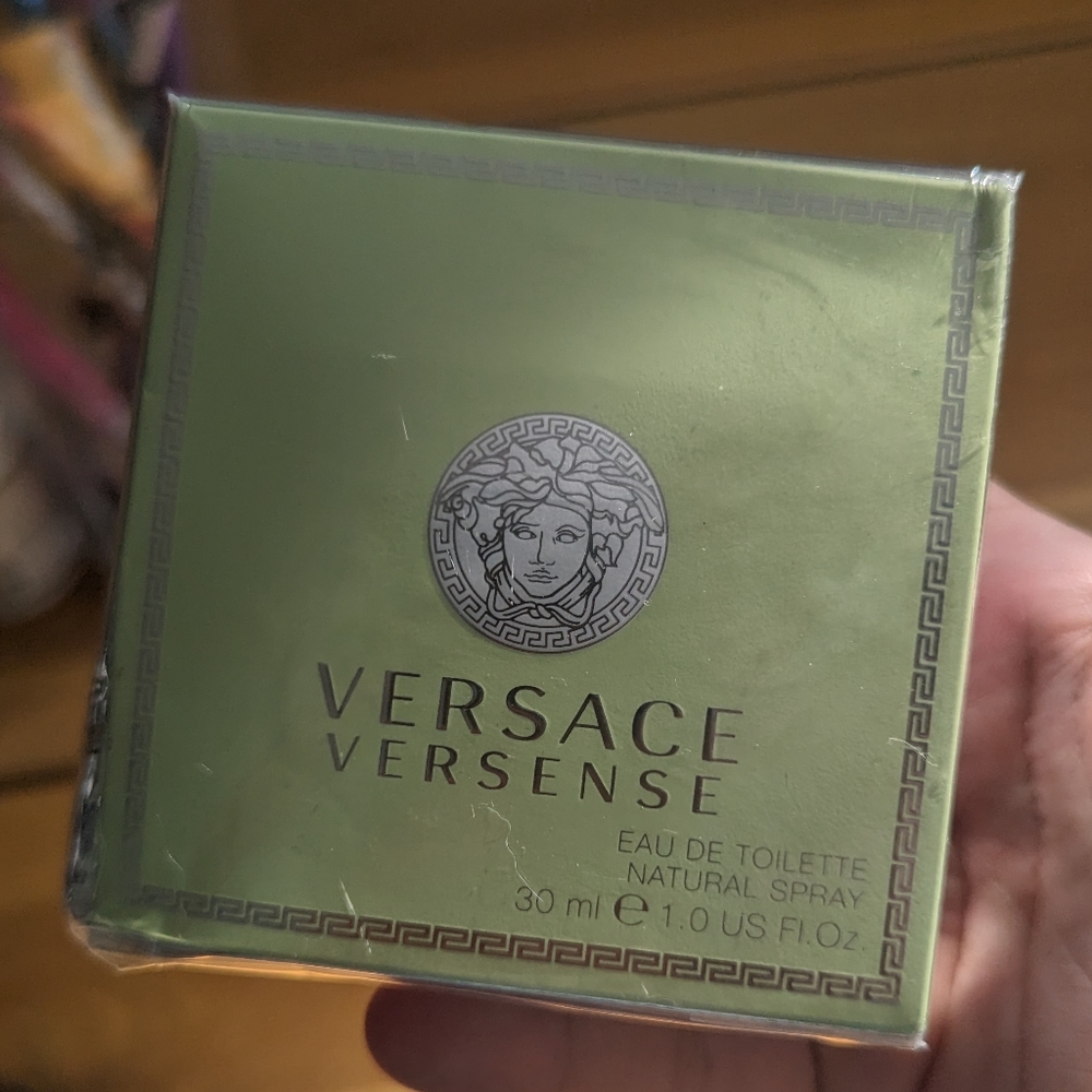 Versace Perfume